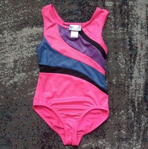 Leotard - Medium 7/8 Freestyle Danskin